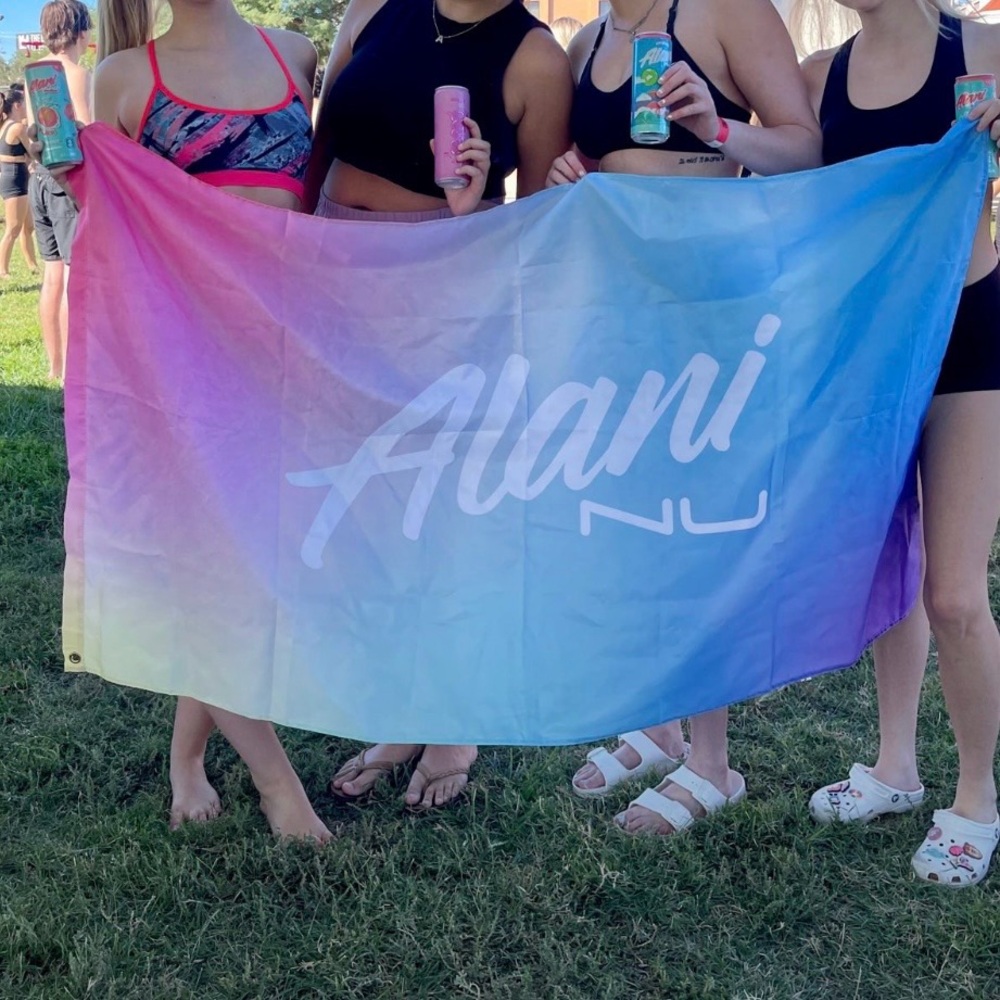 Alani Nu Ombre flag